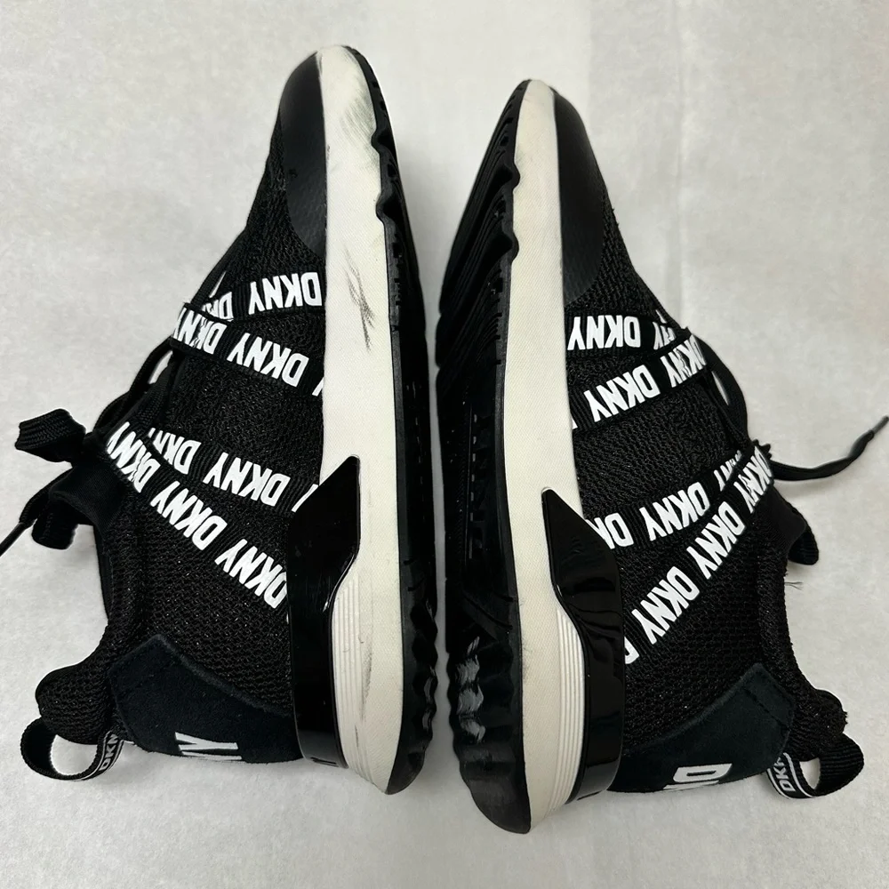 DKNY
Nash low-top lace-up sneakers🍁 - Picture 8 of 11